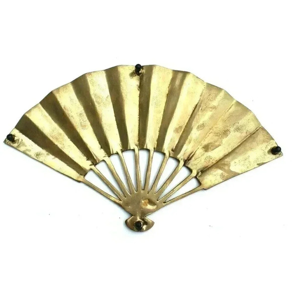 Vintage MCM Solid Brass Oriental Metal Plaque / Trivet Tray Decor - Picture 2 of 3